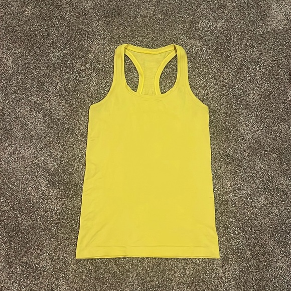 lululemon athletica Tops - Lululemon swiftly tech